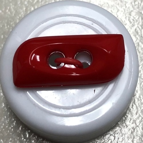 Buttons - 20mm 2 Hole Toggle 23 Red