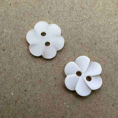 Button - 12mm Frangipani Flower Cream